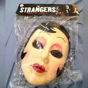 Trick or Treat Studios The Strangers Pin-Up Mask